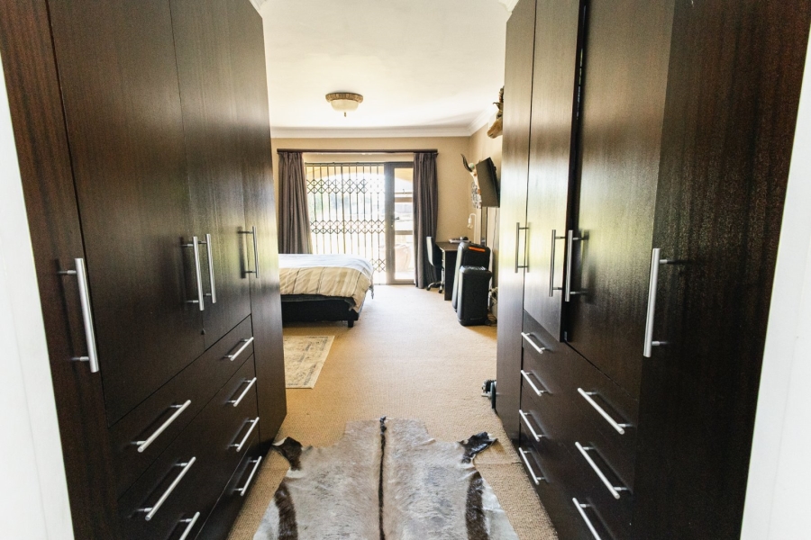 4 Bedroom Property for Sale in Groenvlei Sh Free State